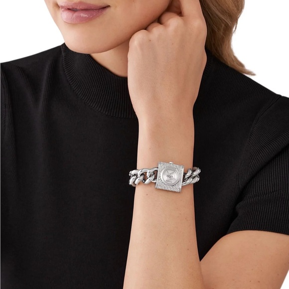 Michael Kors Silver Chain-Link Watch - Picture 7 of 7